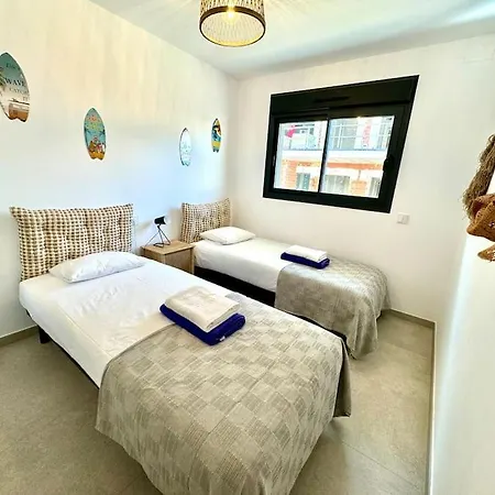 5 Iconic Apartman *