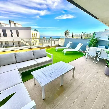 5 Iconic Apartman *